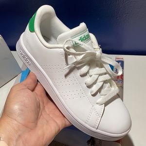 Adidas Sneakers Kids SZ 2-1/2